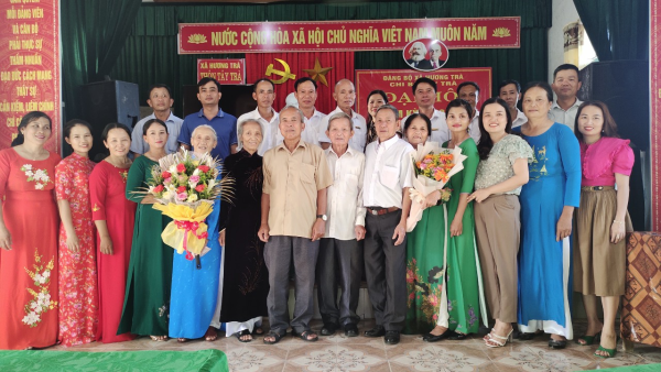 Chi bộ Tây Trà, Đảng bộ xã Hương Trà tổ chức thành công đại hội nhiệm kỳ 2022 – 2025